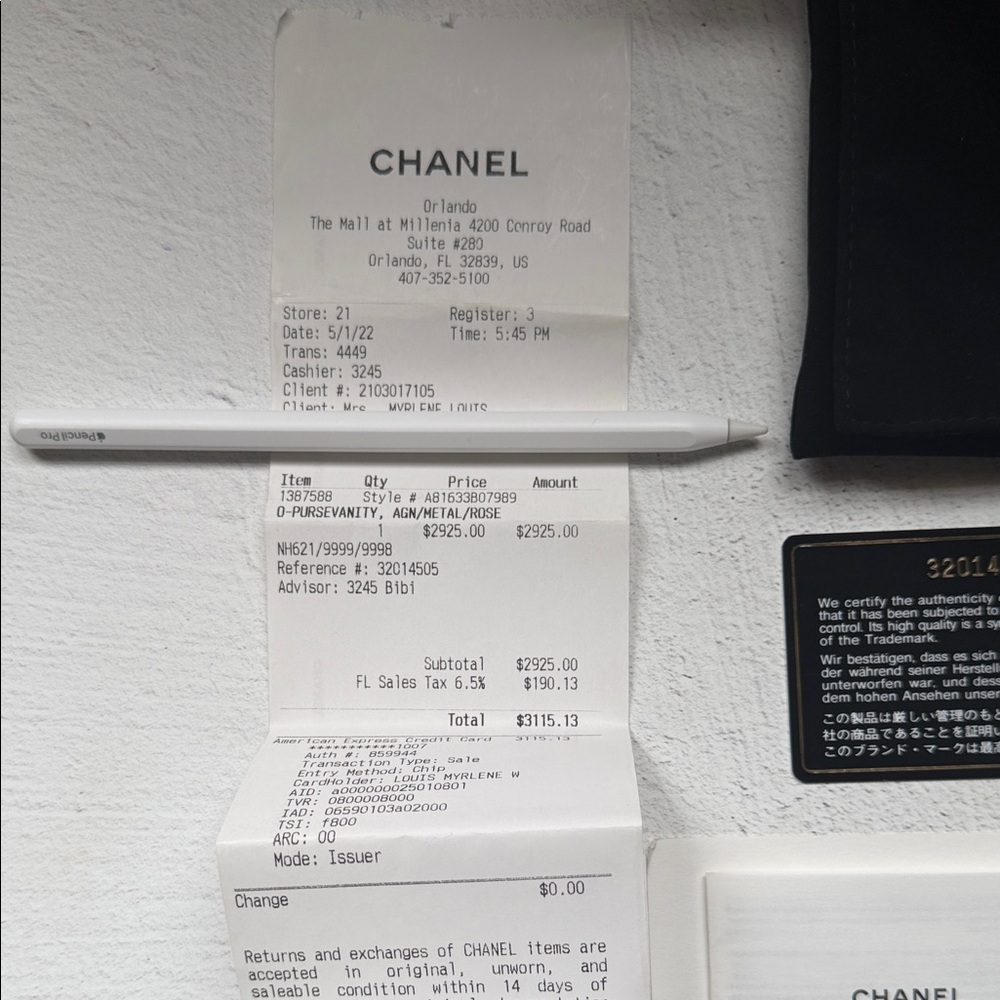 CHANEL Cluth with Chain Quilted Mini Bag - Picture 16 of 17
